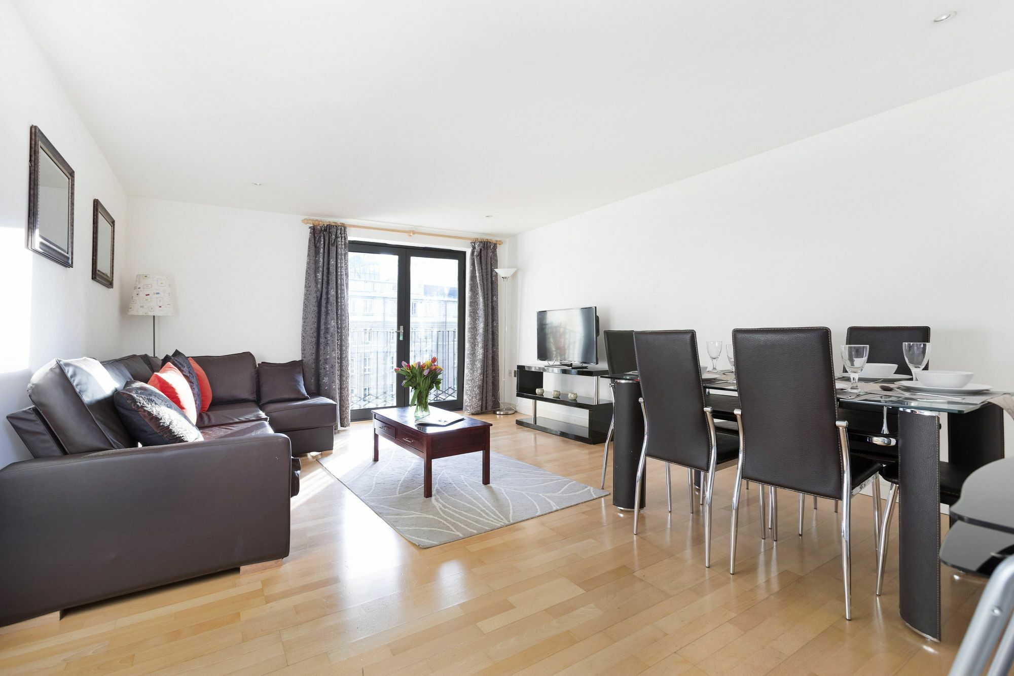 Club Living - Regents Park & Euston Apartments Лондон Екстер'єр фото
