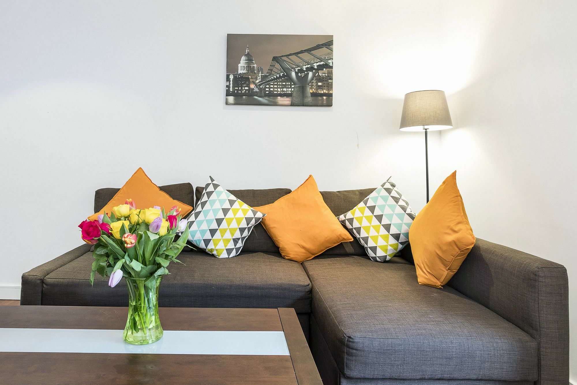 Club Living - Regents Park & Euston Apartments Лондон Екстер'єр фото