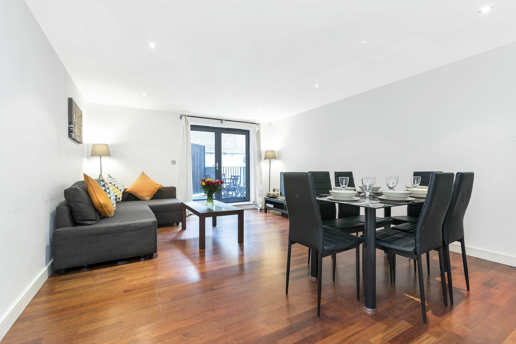 Club Living - Regents Park & Euston Apartments Лондон Екстер'єр фото