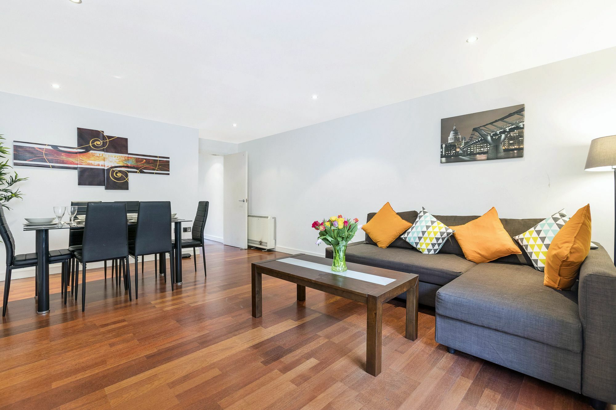 Club Living - Regents Park & Euston Apartments Лондон Екстер'єр фото