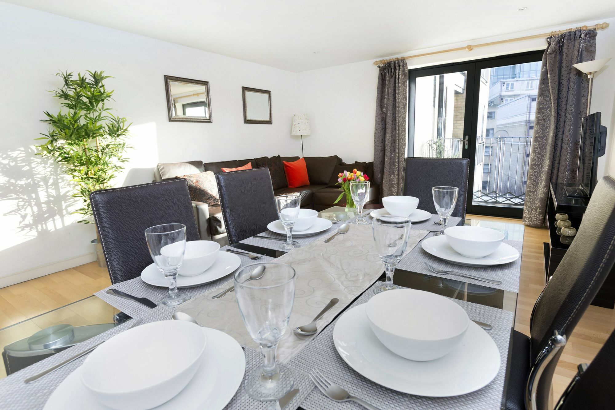 Club Living - Regents Park & Euston Apartments Лондон Екстер'єр фото