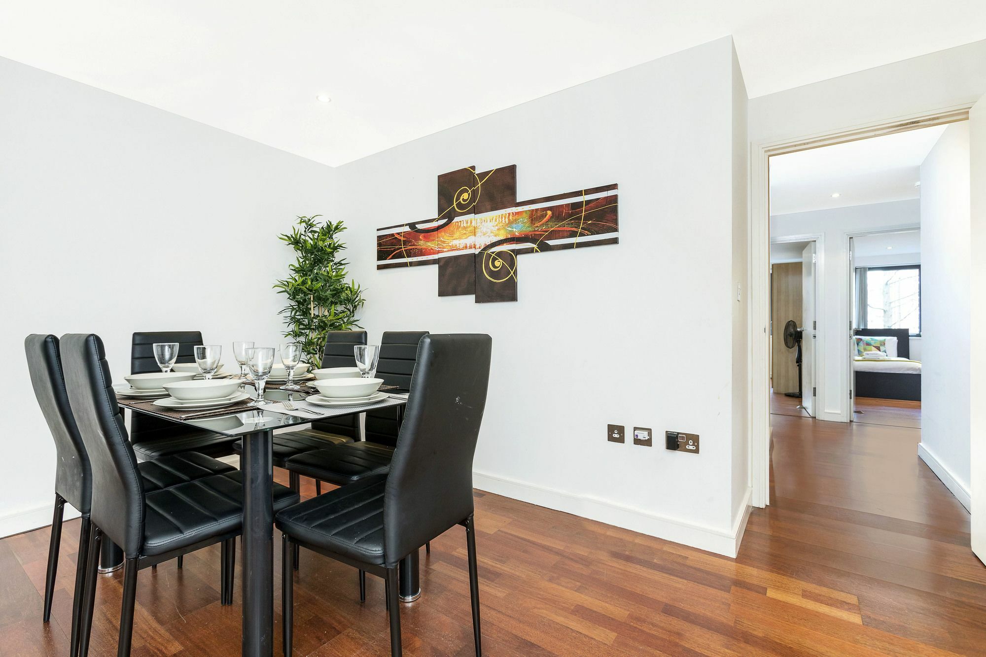 Club Living - Regents Park & Euston Apartments Лондон Екстер'єр фото